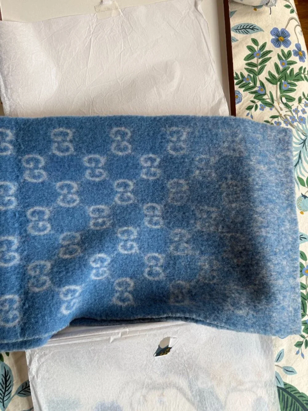 Gucci this scarf